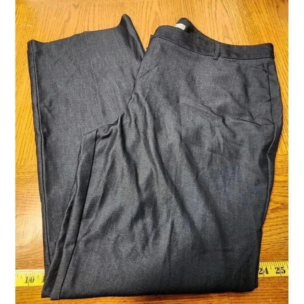 NWT Van Heusen Studio Modern Fit Blue Dresspants Size 18